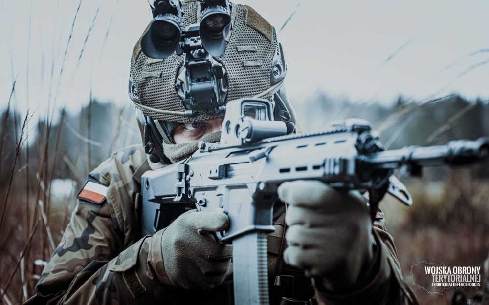 TerytorialsizMazowszawyposażeniwnajnowszehełmyHP