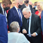 Nie ma wątpliwości, że skorzystają wszyscy. Prezes Kaczyński w Mławie [GALERIA]