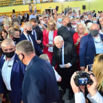 Nie ma wątpliwości, że skorzystają wszyscy. Prezes Kaczyński w Mławie [GALERIA]