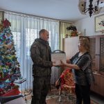 Mikołaje w mundurach  scaled