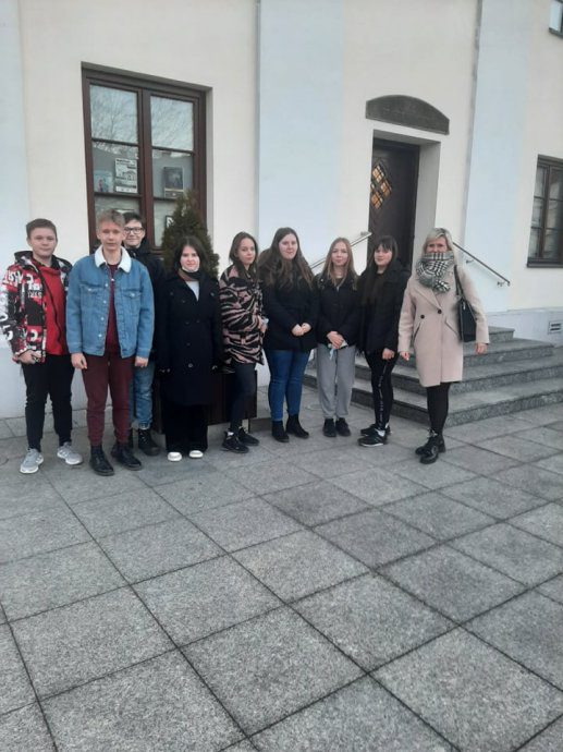 Dzień Pamięci „Żołnierzy Wyklętych” w Szkole Podstawowej w Czernicach Borowych