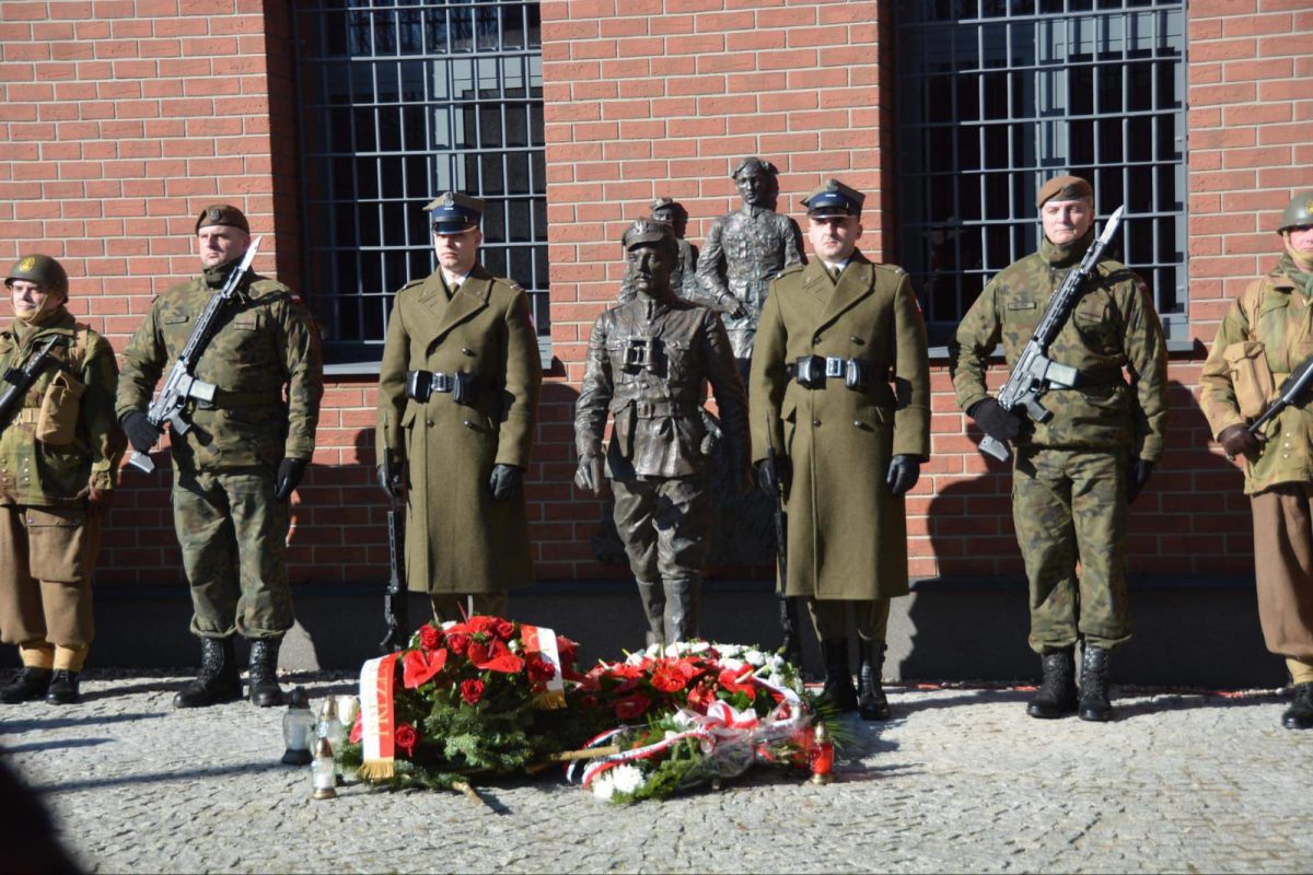 Dowóca mazowieckich terytorialsów odznaczony przez Prezydenta RP
