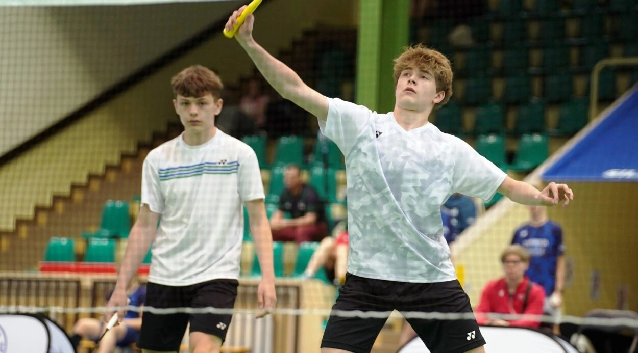 Julian Krukowski z Jednorożca podczas finałów Ogólnopolskiej Olimpiady Młodzieży w badmintonie