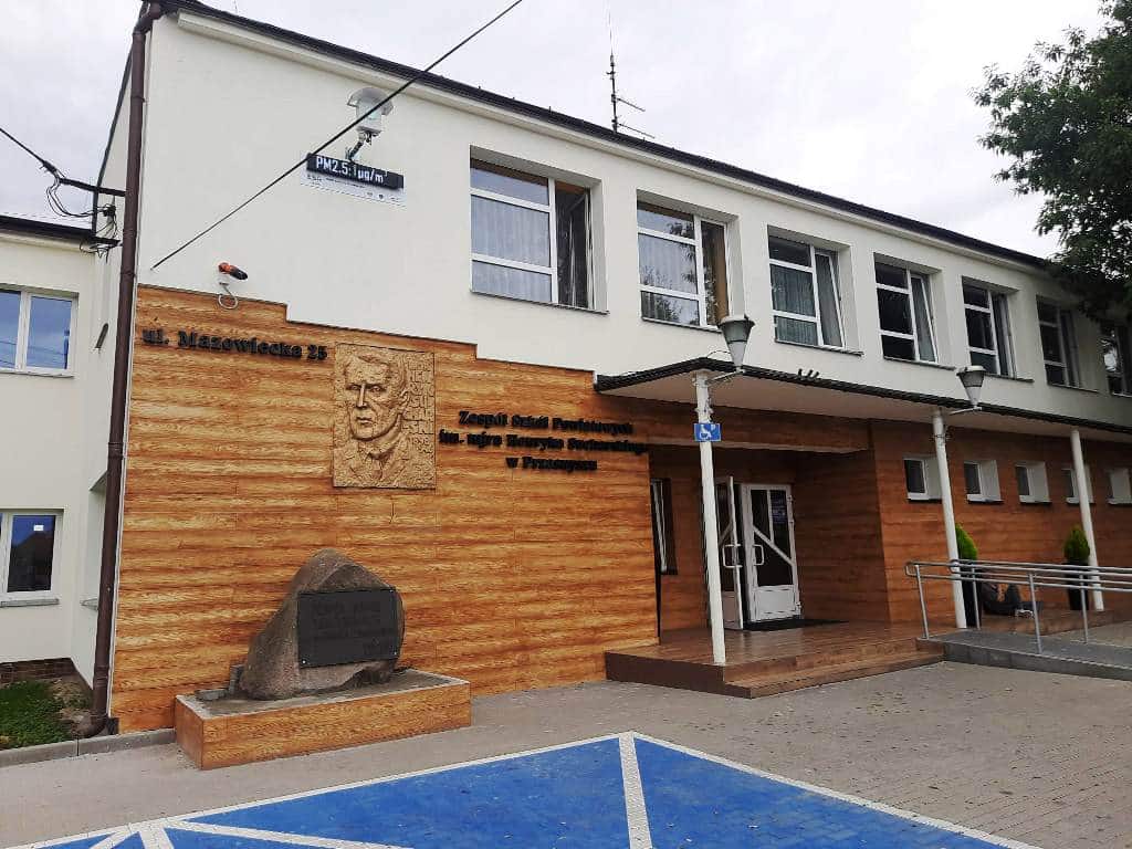 Defibrylator AED w ZSP Przasnysz - zbiórka zakończona sukcesem