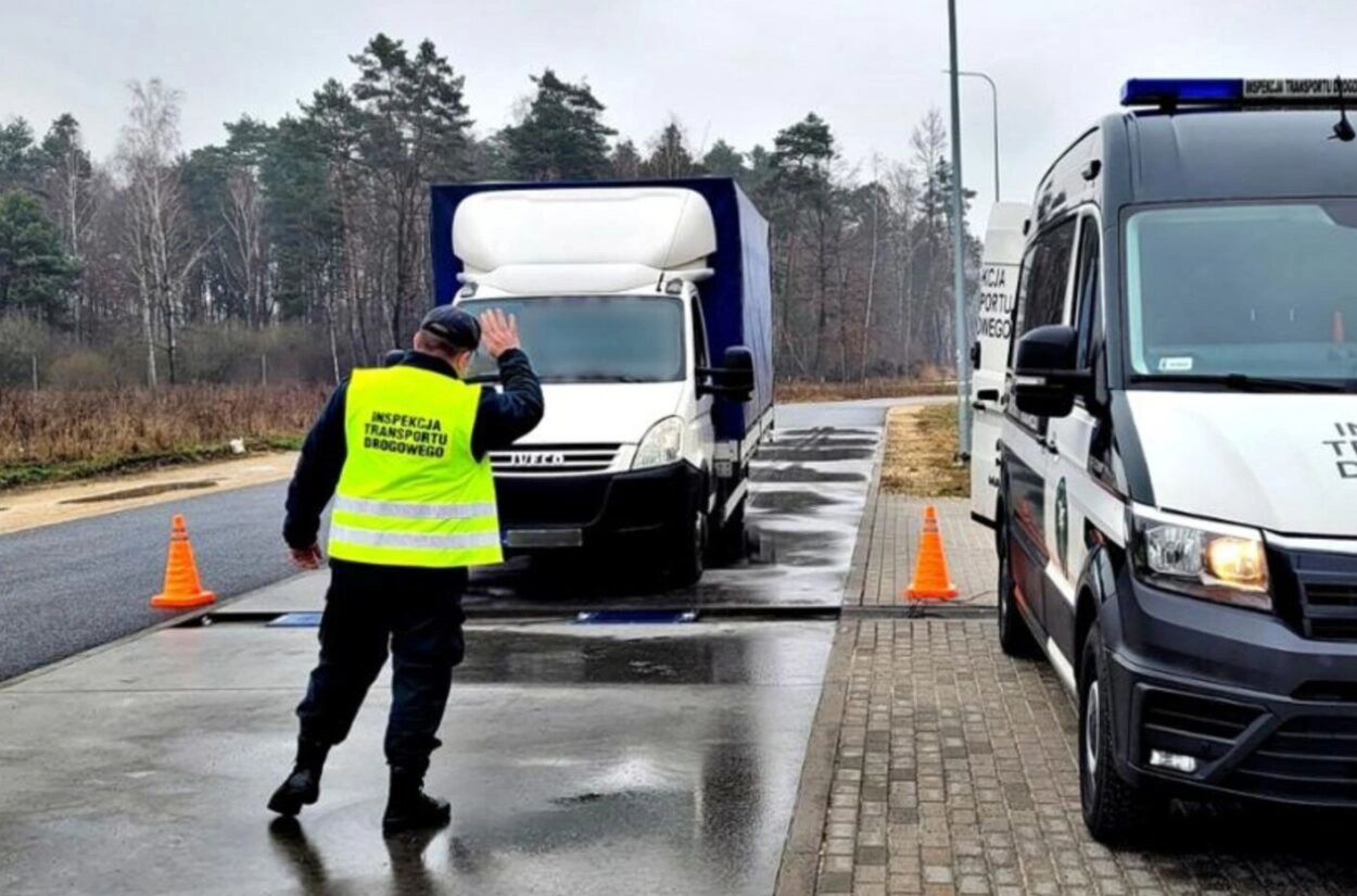Tachografy w busach - nowe przepisy od lipca 2026