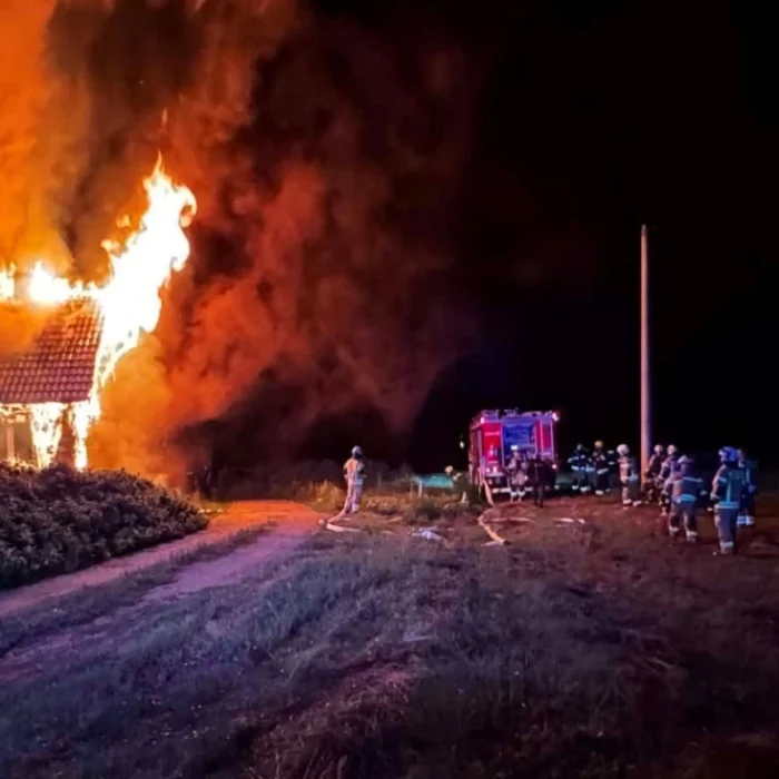 Pożar drewnianego domu w Bandysiach