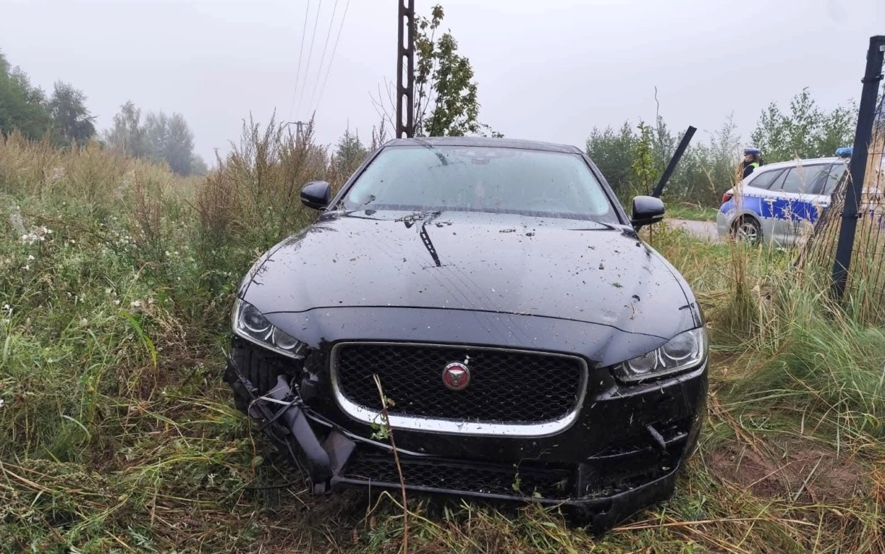 Wypadek Jaguara w Mosakach-Starej Wsi
