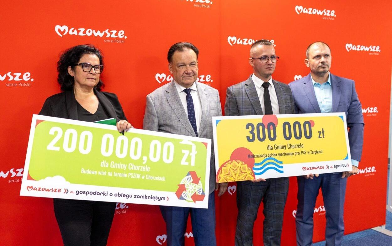 Wsparcie dla gmin powiatu przasnyskiego z Mazowsza na infrastrukturę sportową i orkiestry.