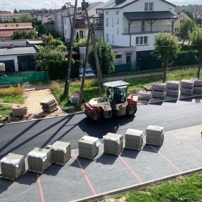 Nowa nawierzchnia ulic Broniewskiego i Asnyka w Przasnyszu