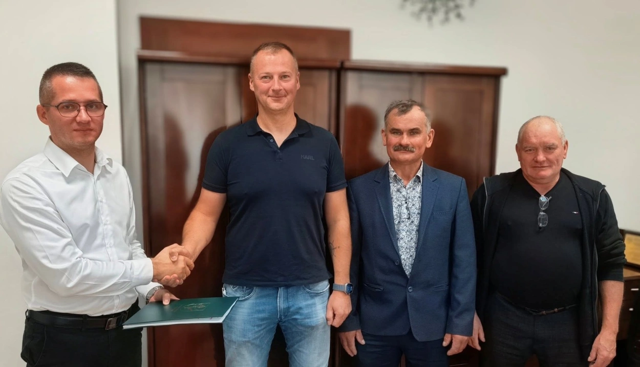 modernizacja świetlicy w Rzodkiewnicy
