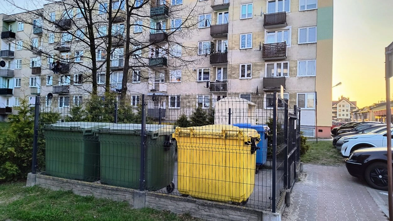 nowy system segregacji odpadów w Ostrołęce i Przasnyszu