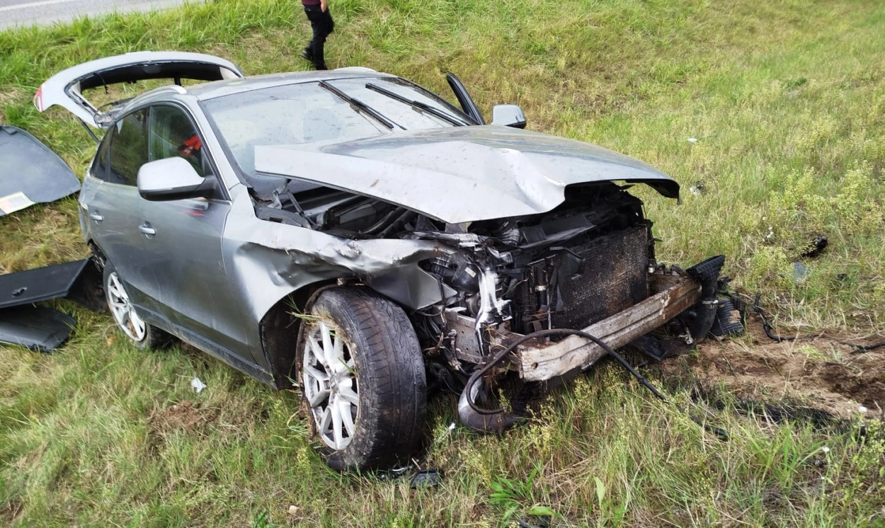 Wypadek na trasie S7 w Uniszkach Zawadzkich - Audi i Honda
