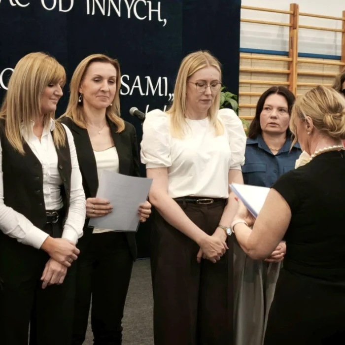 Uroczystość Dnia Edukacji Narodowej w LO KEN Przasnysz