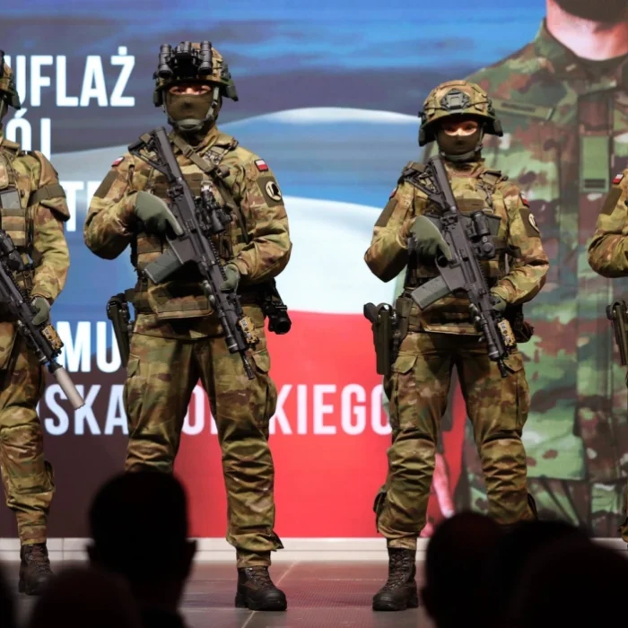 Nowe umundurowanie dla Wojska Polskiego w Ciechanowie