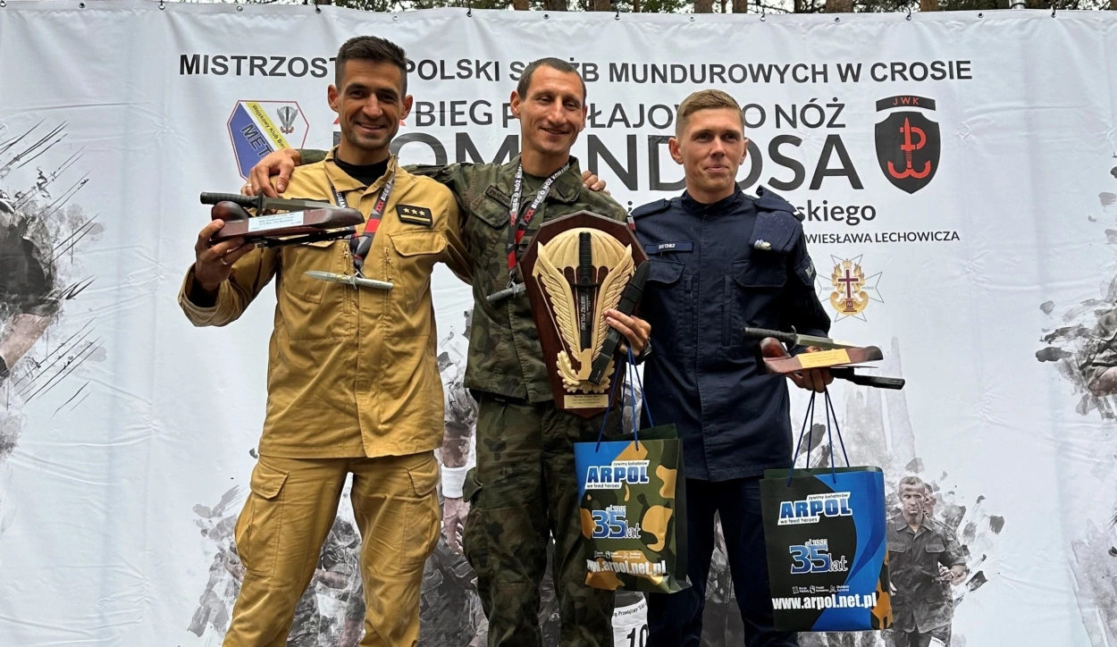 Rafał Smoliński wicemistrz Polski służb mundurowych w crossie