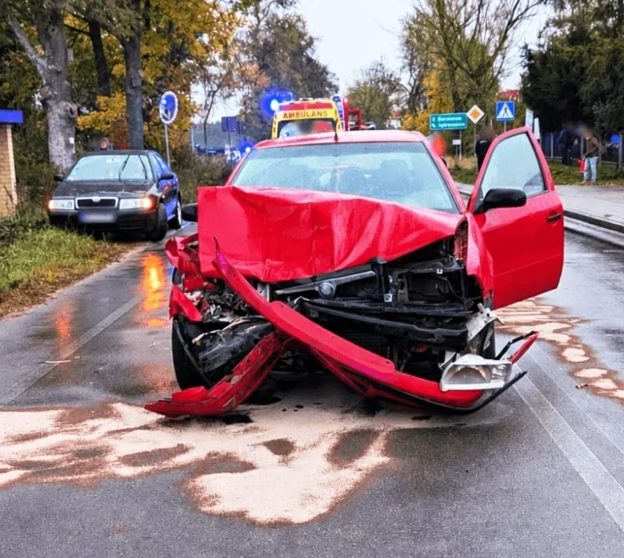 Zderzenie samochodów w Bartnikach: szczegóły zdarzenia