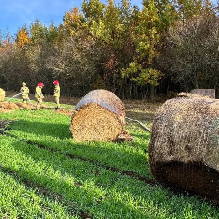 Pożar stogu słomy w Ulatowie-Dąbrówce